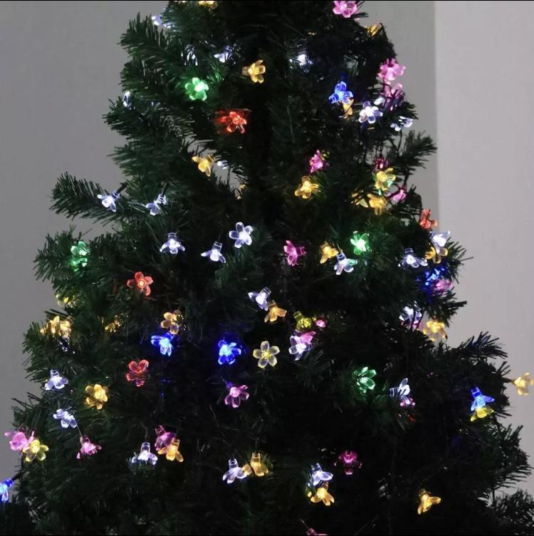 Decorate your Christmas tree with silicone Blooming Flower Fairy String Lights (Multi Colors Bulbs) - The Gears