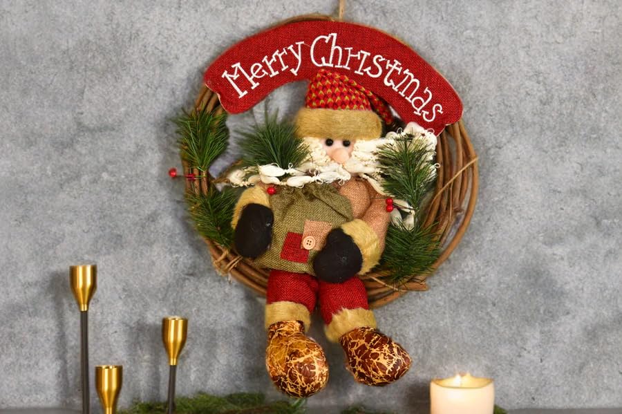 Festive Wooden Rattan Christmas Wreath - The Gears
