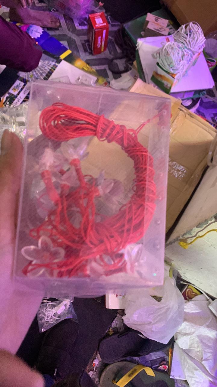 Red silicon flower string- 16 flower - Homely Arts