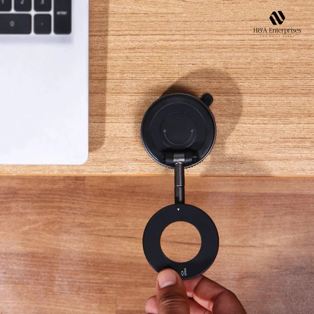 Premium Vacuum - Lock Phone Holder - The Gears