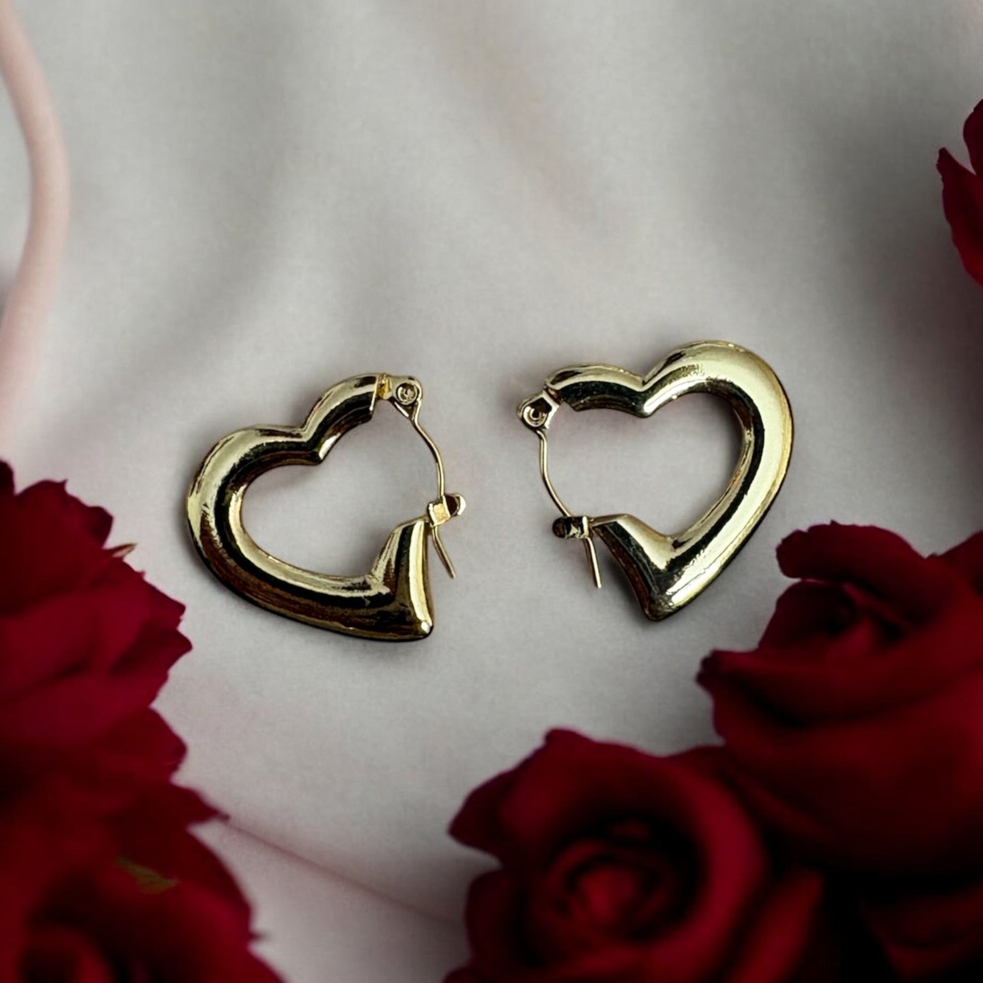 Valentine Combo Gift Set – Romantic &amp; Elegant Surprise 🎁❤️ - The Gears